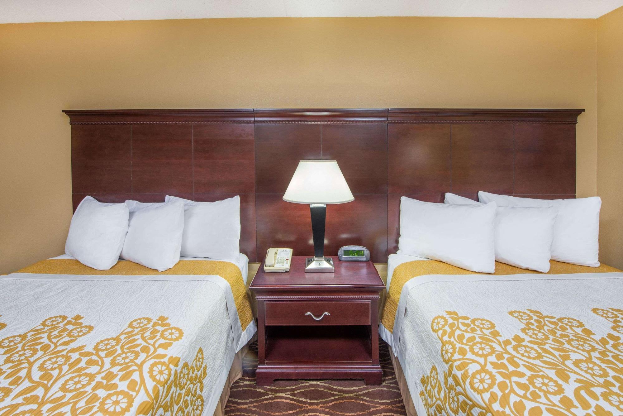 Days Inn By Wyndham Paducah Ngoại thất bức ảnh